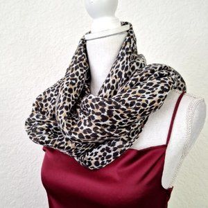 Old Navy Large Soft Scarf Animal Print NWOT